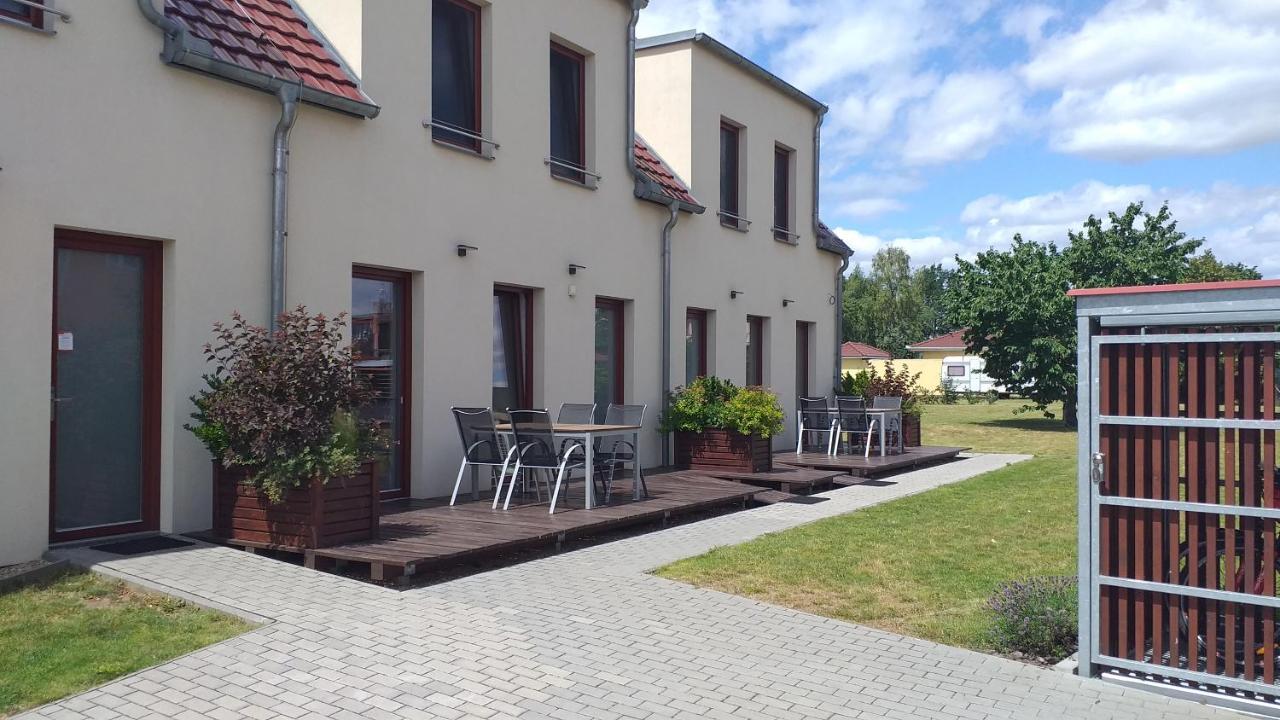Hotel Vinarsky Dum V Zahrade Pasohlávky Esterno foto